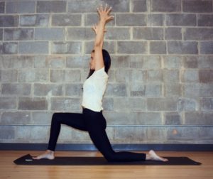 Yoga poses - stretches - for tight hip flexors - Low Lunge - Argentina Rosado Yoga